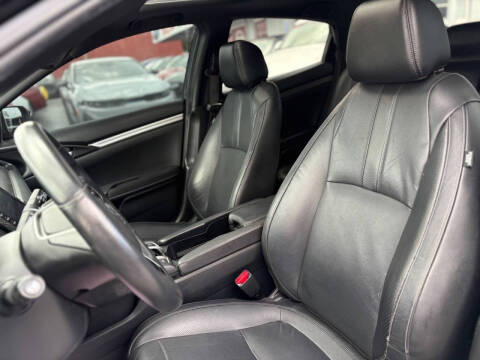 2019 Honda Civic EX-L w/Navi