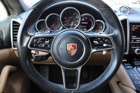 2016 Porsche Cayenne