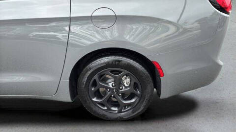 2021 Chrysler Pacifica Hybrid Limited