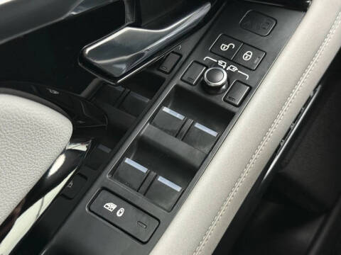 2020 Land Rover Range Rover Evoque SE