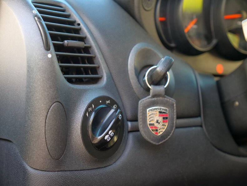 1999 Porsche 911 Carrera