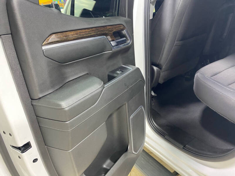 2024 GMC Sierra 1500 Elevation Standard