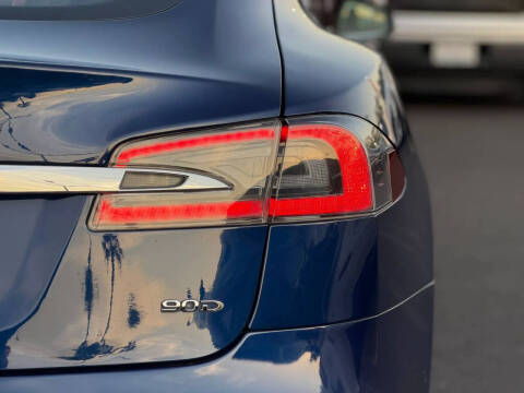2016 Tesla Model S
