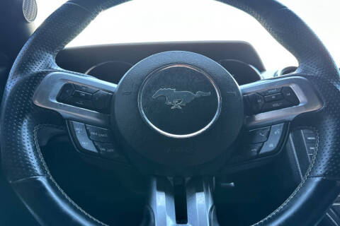 2016 Ford Mustang V6