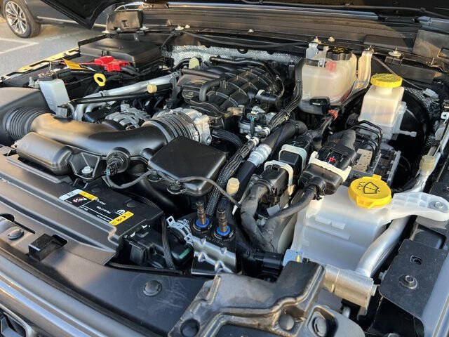 2024 Jeep Gladiator Sport