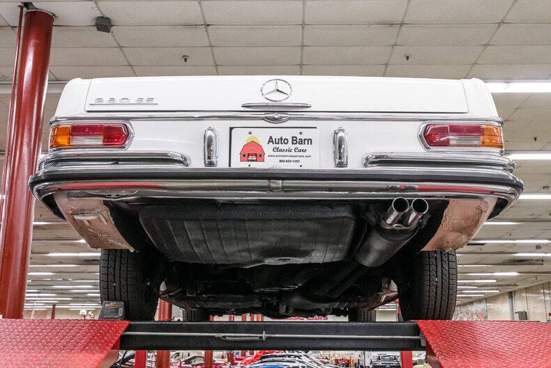 1971 Mercedes-Benz 280-Class