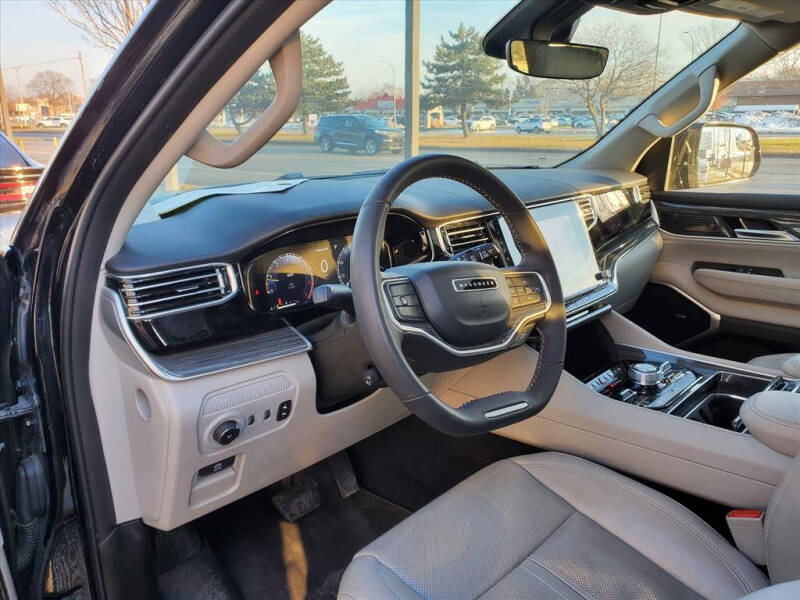 2022 Jeep Wagoneer Series III