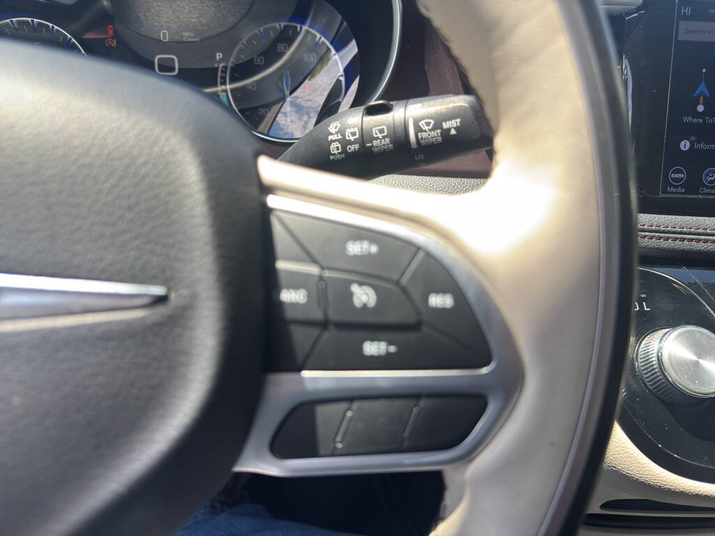 2020 Chrysler Pacifica 37