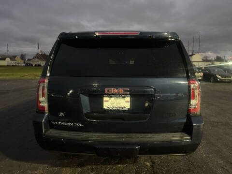 2017 GMC Yukon XL SLT