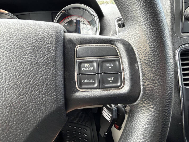 2013 Dodge Grand Caravan SE