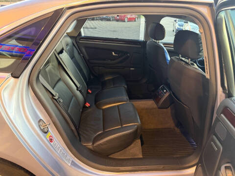 2005 Audi A8 L quattro