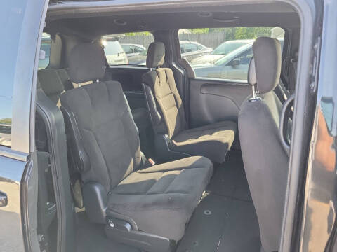 2016 Dodge Grand Caravan American Value Package