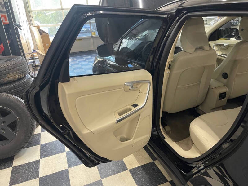 2012 Volvo XC60 3.2 Premier