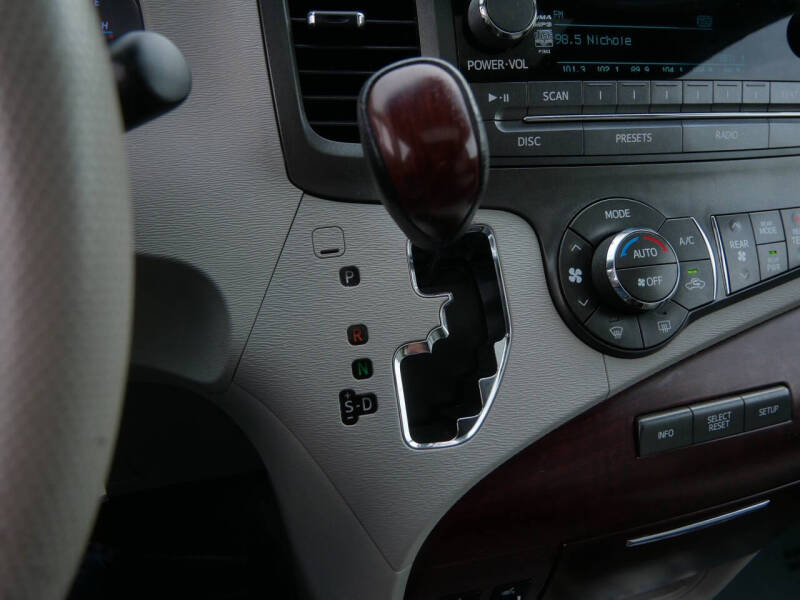 2013 Toyota Sienna