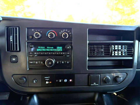 2017 Chevrolet Express LT 3500