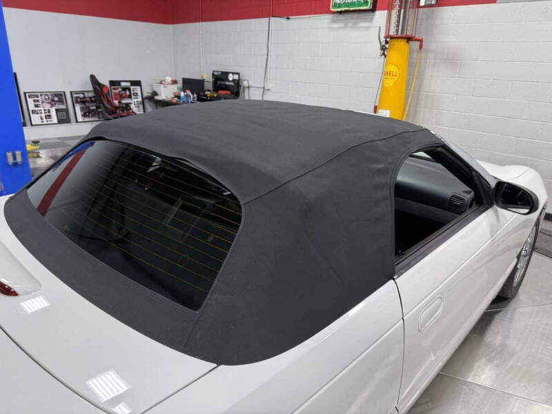 2003 Ford Thunderbird