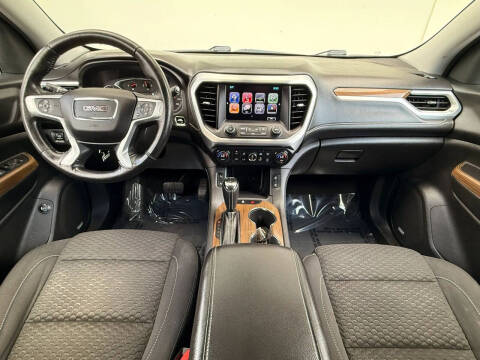 2017 GMC Acadia SLE-2