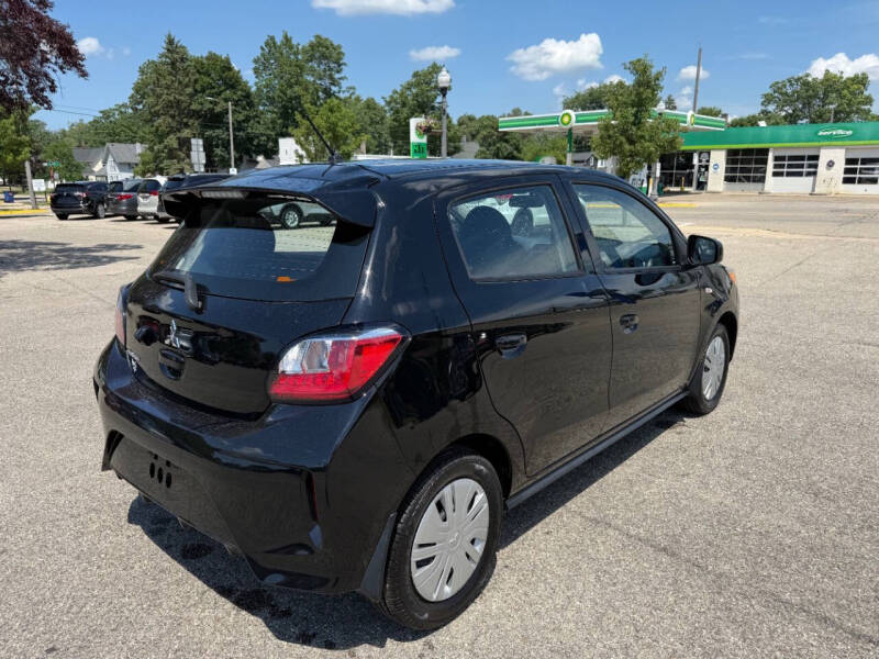 2024 Mitsubishi Mirage ES