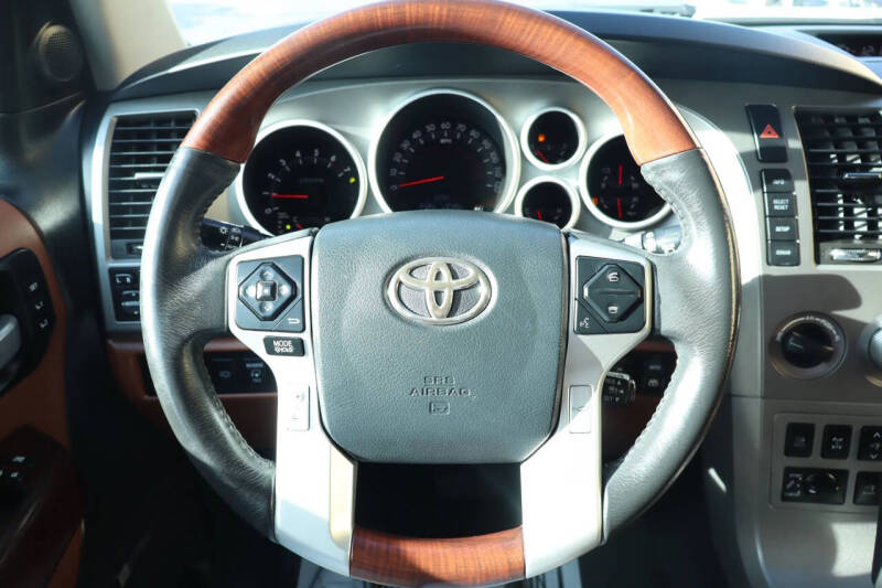 2014 Toyota Sequoia Platinum