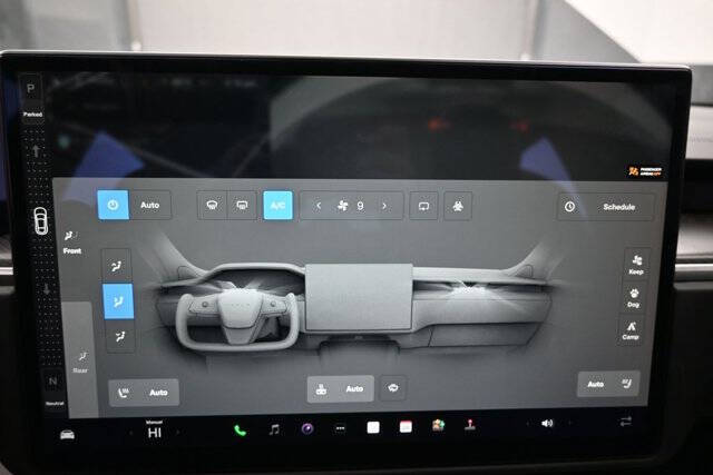 2022 Tesla Model S Plaid