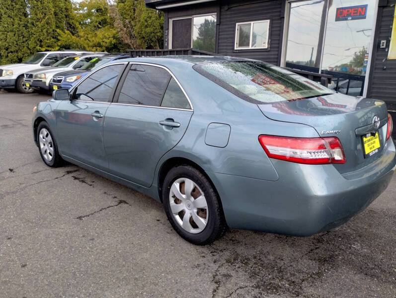 2010 Toyota Camry LE