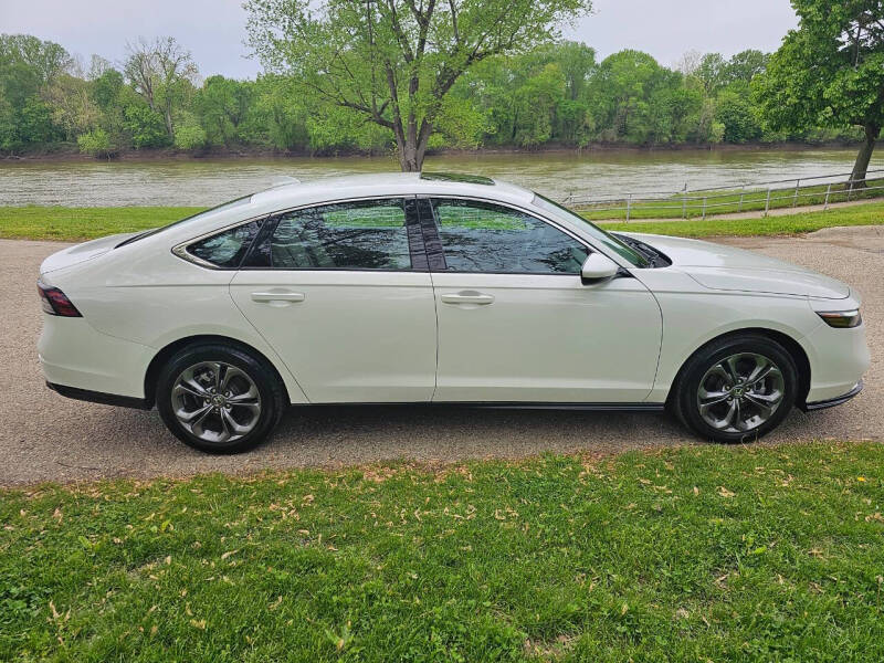 Used 2023 Honda Accord EX with VIN 1HGCY1F32PA052748 for sale in Terre Haute, IN