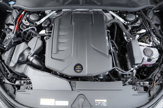 2025 Audi A5 quattro Premium Plus TFSI