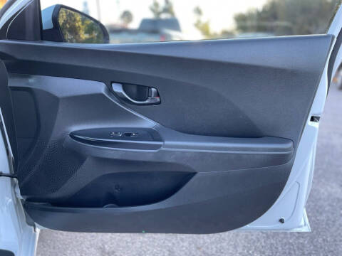 2019 Hyundai Veloster 2.0L