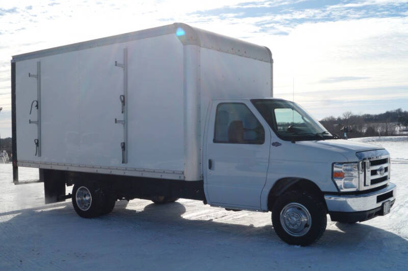 2019 Ford E-Series Cutaway Base's photo