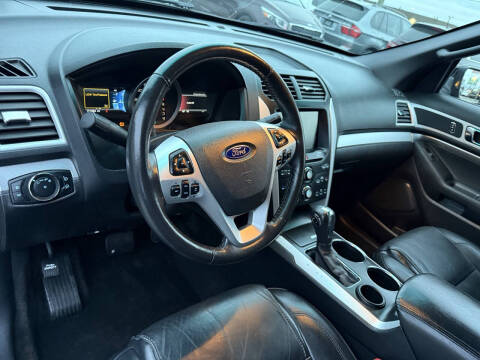 2012 Ford Explorer XLT