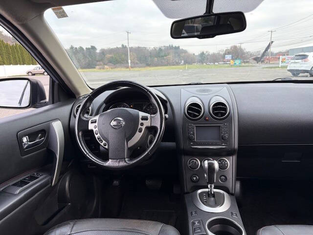 2013 Nissan Rogue SV w/SL Package