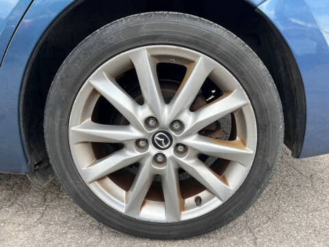 2017 Mazda MAZDA3 Touring