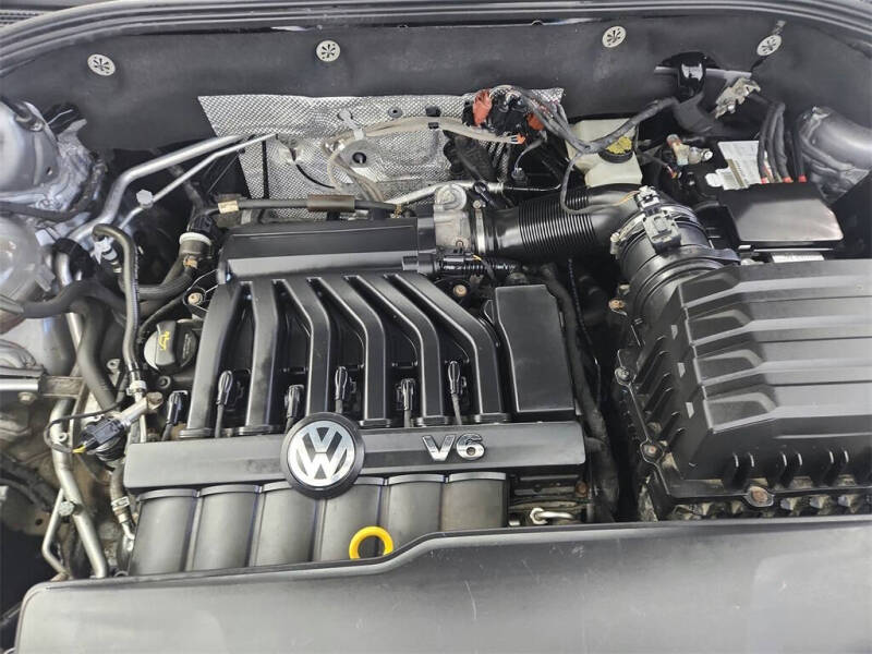 2021 Volkswagen Atlas Cross Sport V6 SEL Premium R-Line 4Motion