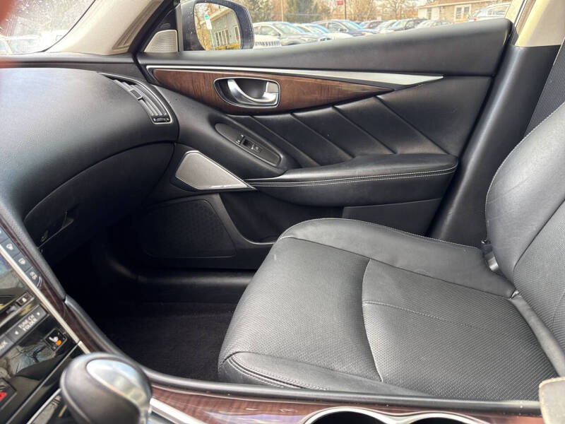 2017 Infiniti Q50 3.0T Premium