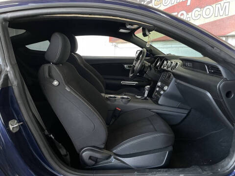 2020 Ford Mustang EcoBoost