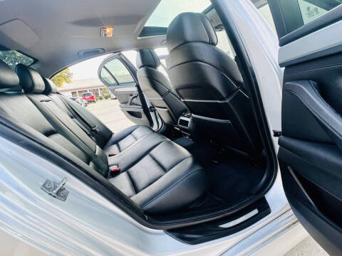 2011 BMW 5 Series 535i