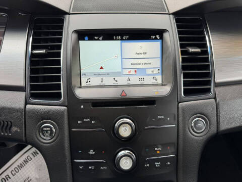 2018 Ford Taurus SEL