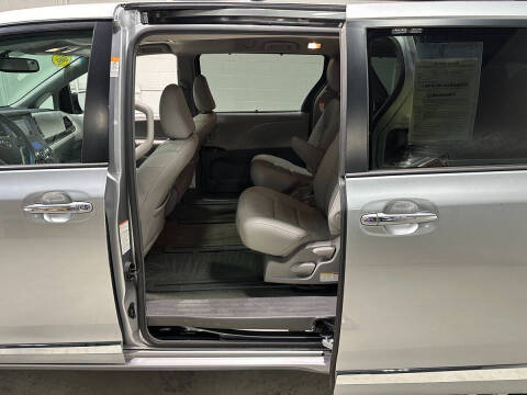 2017 Toyota Sienna