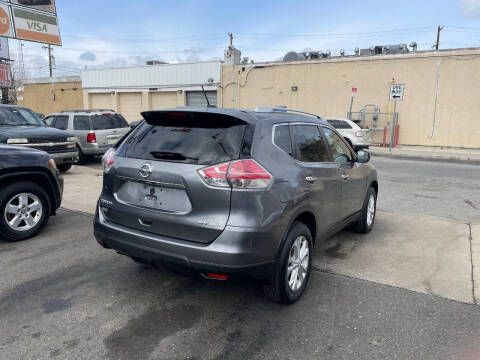 2016 Nissan Rogue SV