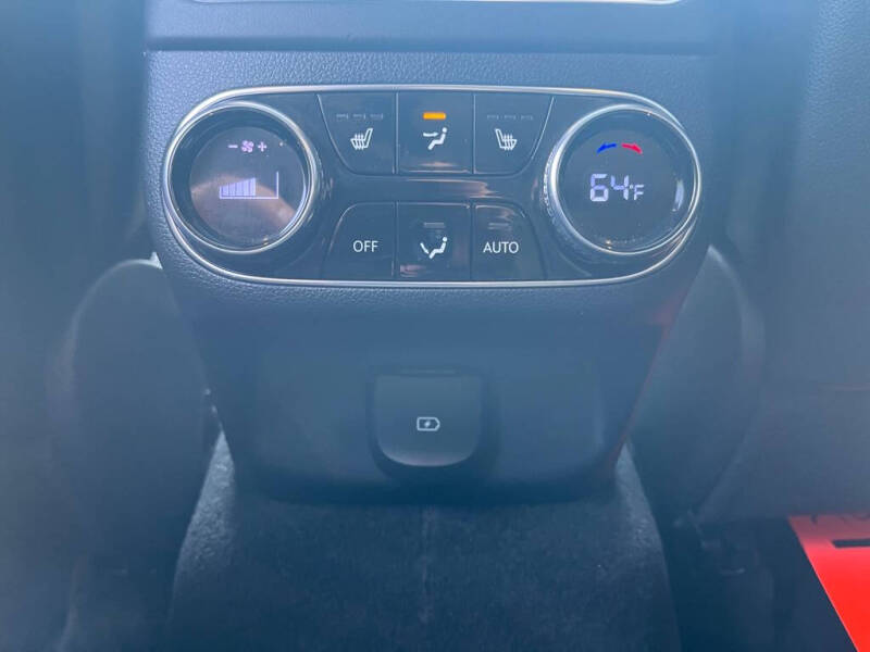 2024 Genesis Electrified GV70