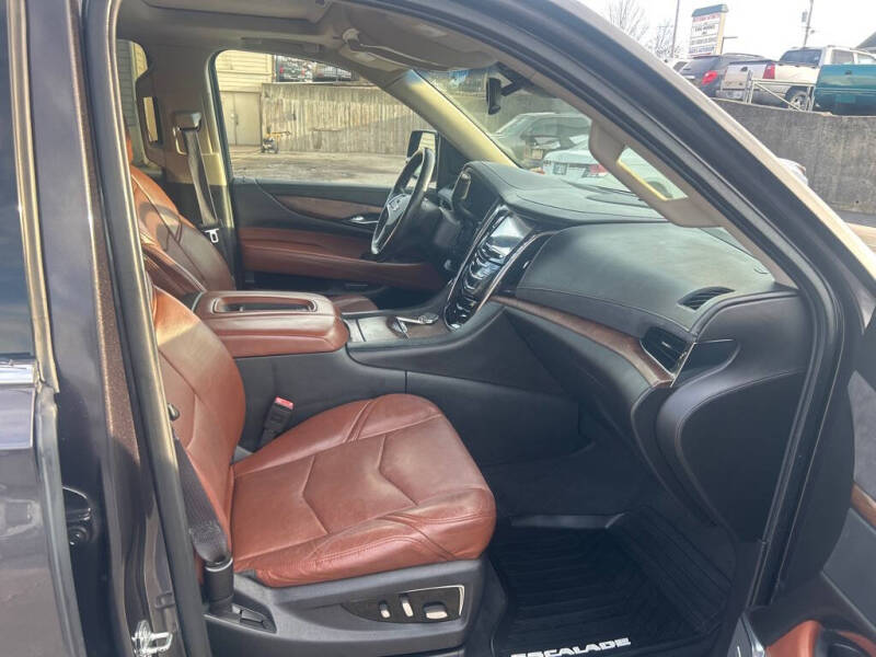 2015 Cadillac Escalade Premium