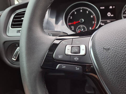 2021 Volkswagen Golf TSI