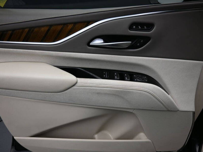 2023 Cadillac Escalade ESV Sport Platinum