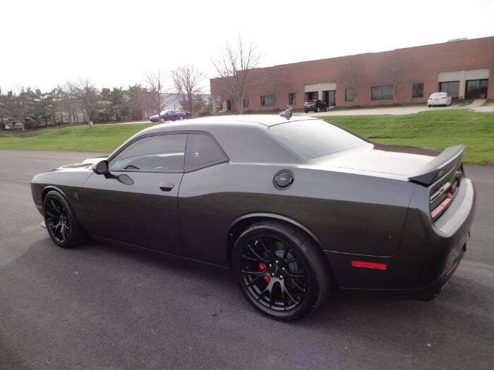2015 Dodge Challenger SRT Hellcat
