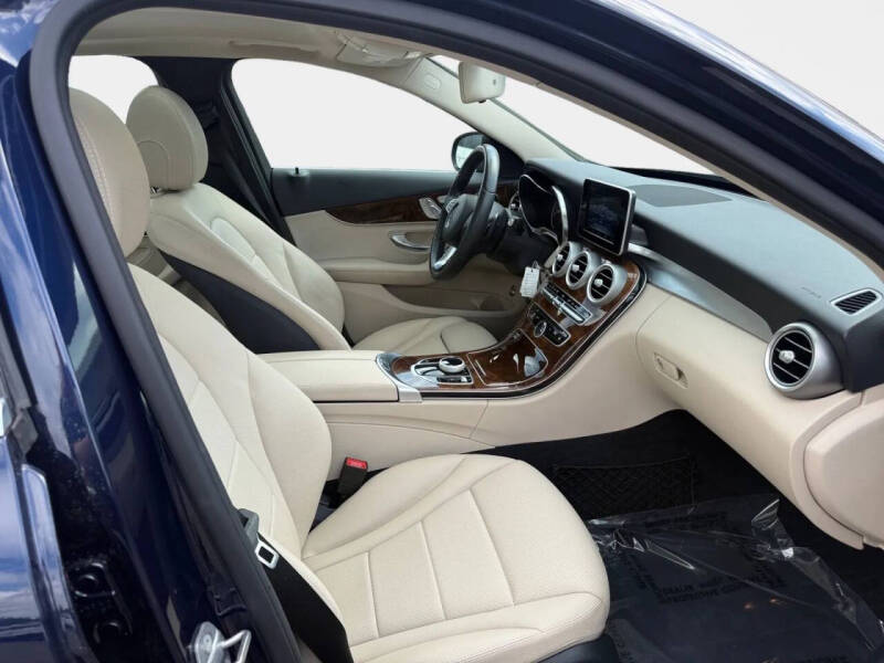 2017 Mercedes-Benz C-Class