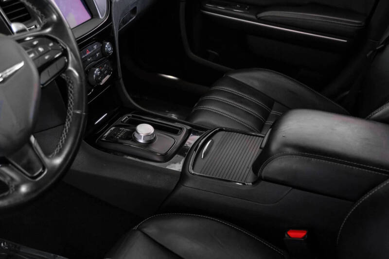 2021 Chrysler 300 S V6