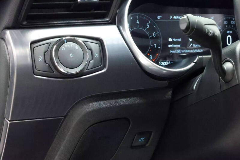 2022 Ford Mustang Mach 1