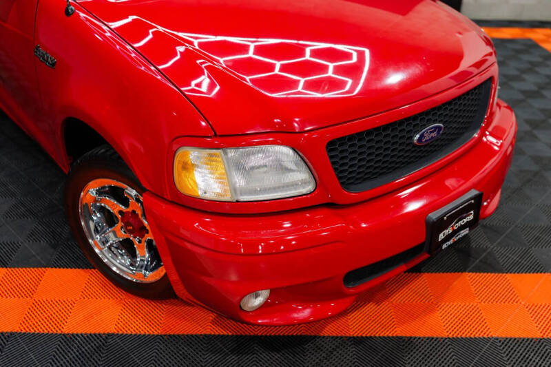 1999 Ford F-150 SVT Lightning