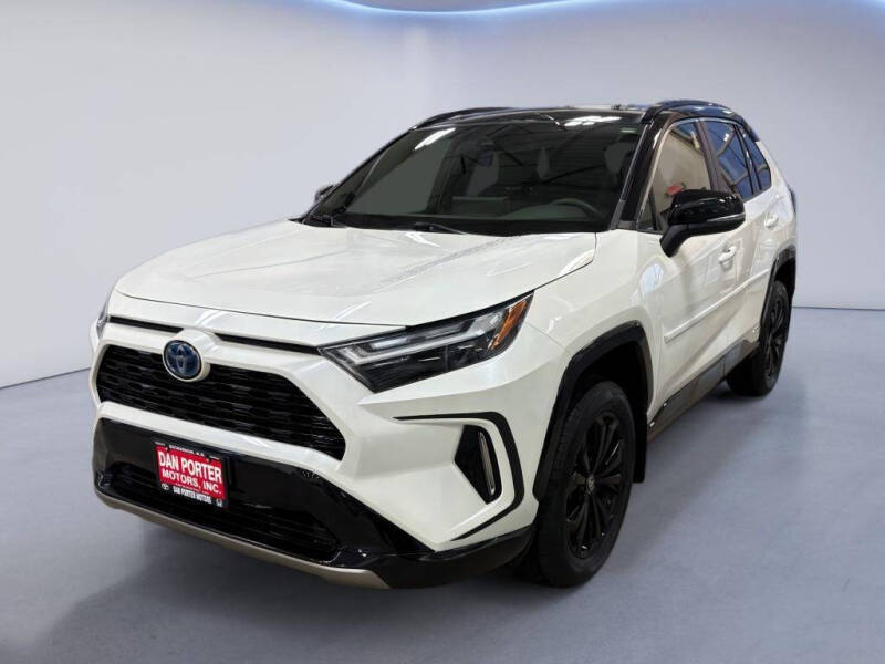 2022 Toyota RAV4 XSE's photo