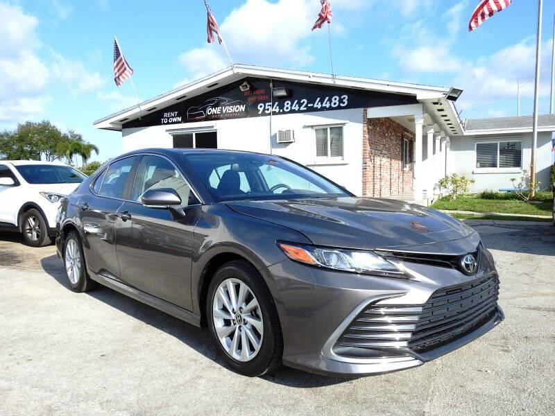 2021 Toyota Camry  - $19,900